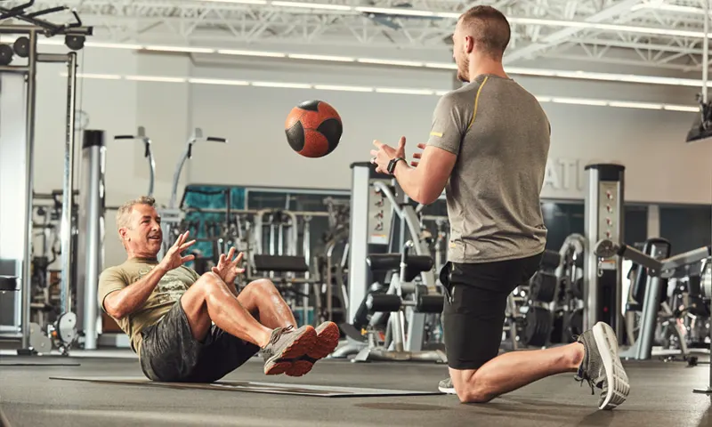 golds-gym-fitness-experience-r2